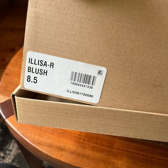 Steve Madden Illisa Rhinestone Lace Up Ankle Boot - Picture 14 of 16